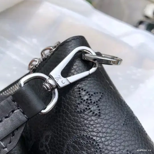 WIS Bag Louis Vuitton Haumea 0629